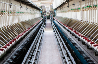 紡織業(yè)新革命 無(wú)人工廠引領(lǐng)未來(lái)智造